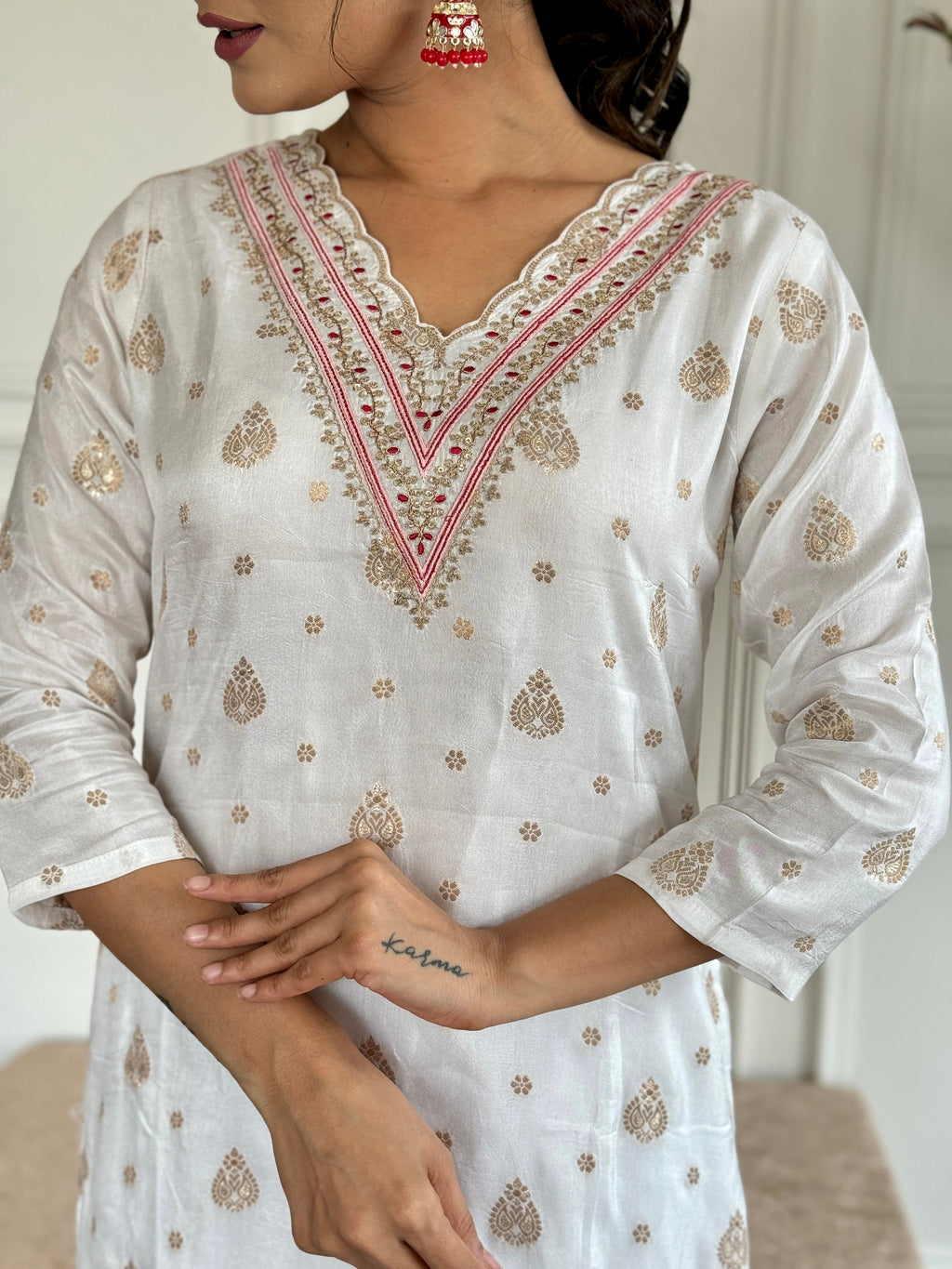 Beautiful White Color Jaquard Kurti Pant Set