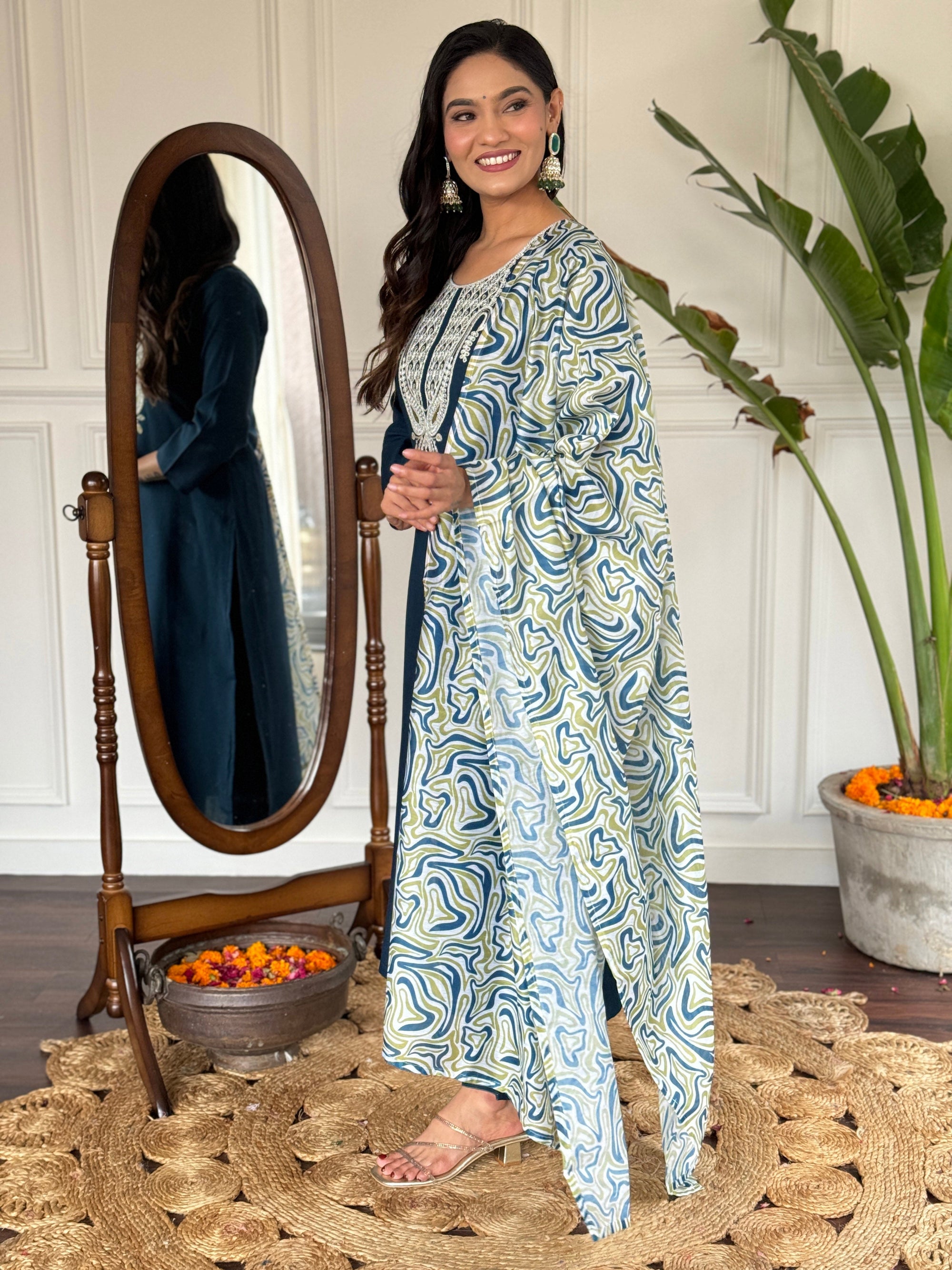 Beautiful Blue Color Viscose Slub Kurtis Pant Set