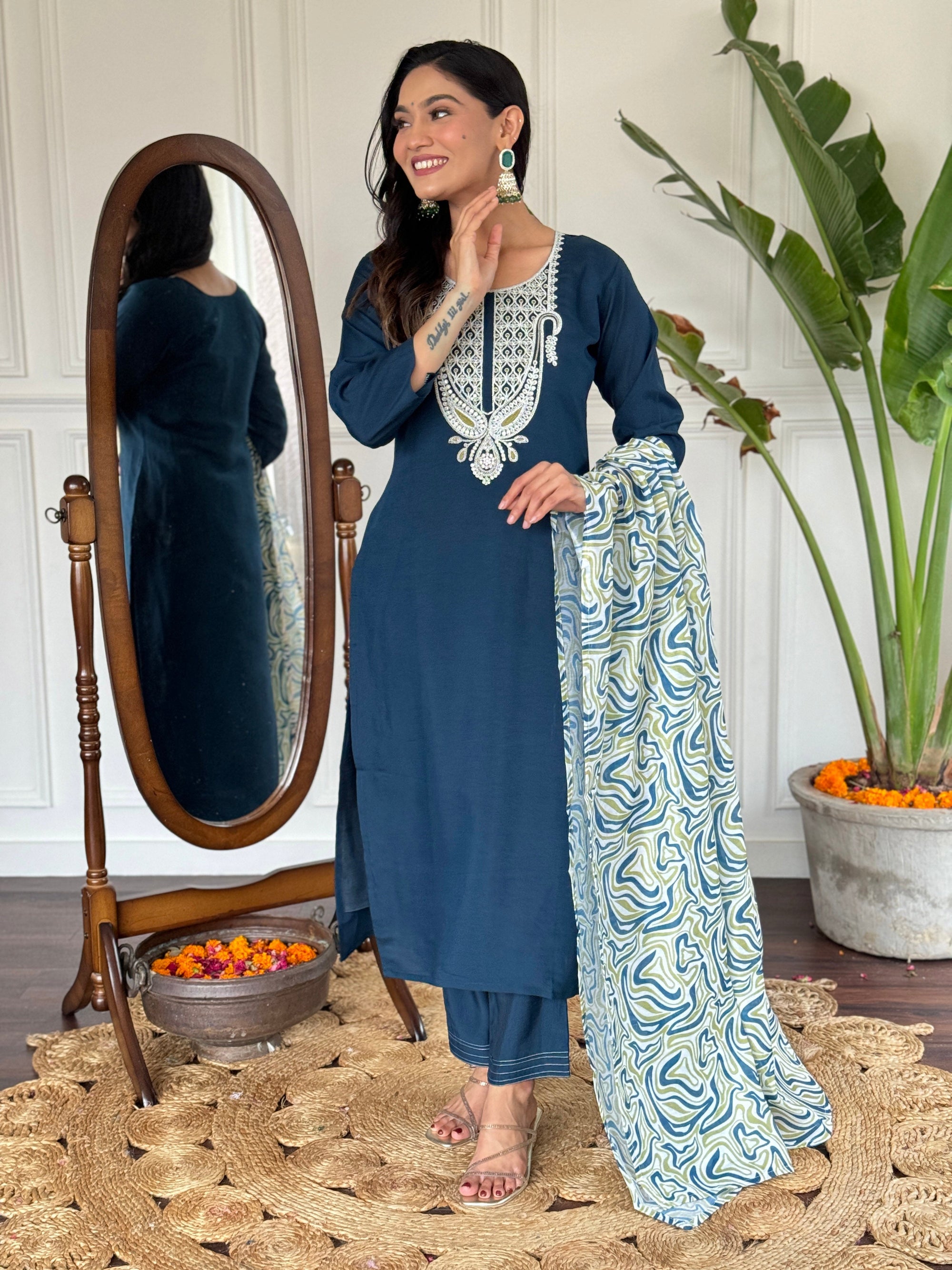 Beautiful Blue Color Viscose Slub Kurtis Pant Set