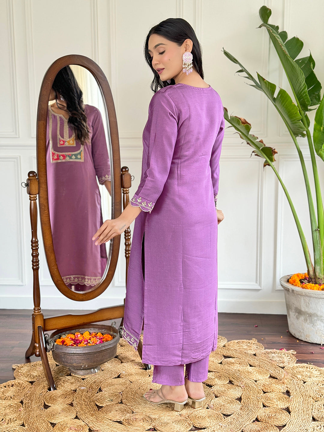 Beautiful Lavender Color Viscose Slub Kurtis Pant Set