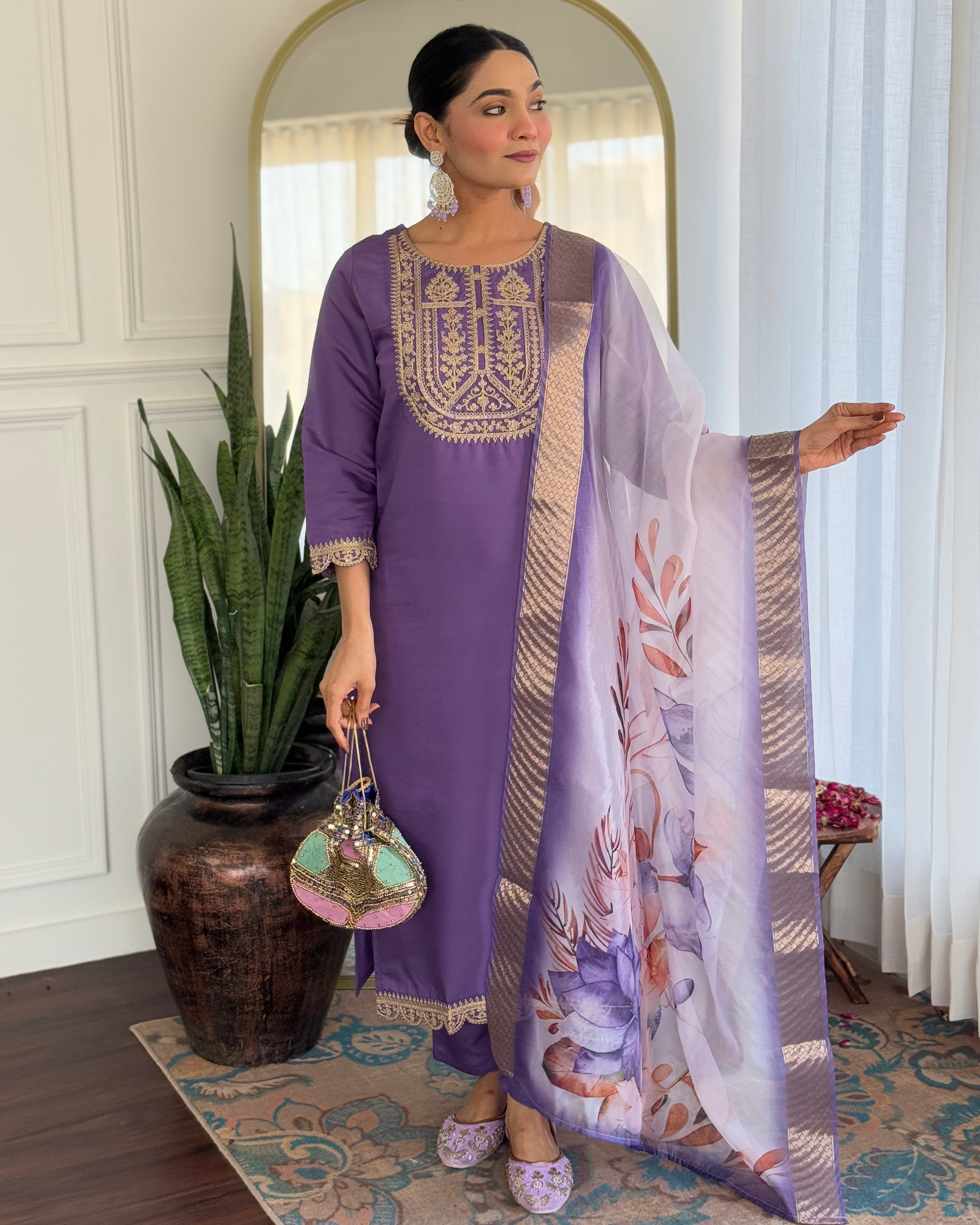 Beautiful Lavender Color Viscose Rayon Fabric Kurtis Pant Set