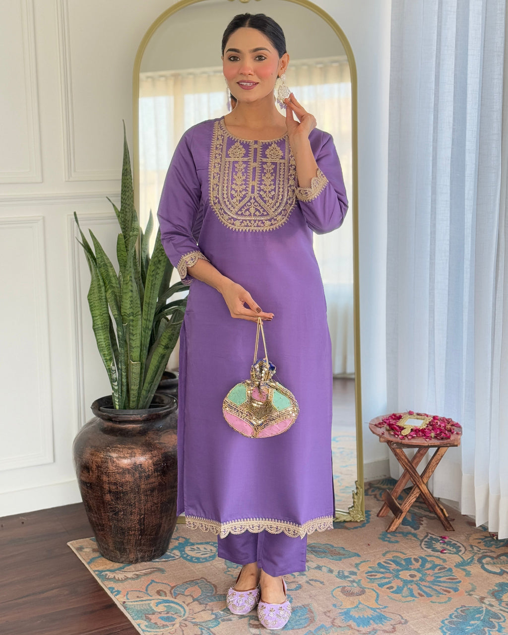 Beautiful Lavender Color Viscose Rayon Fabric Kurtis Pant Set
