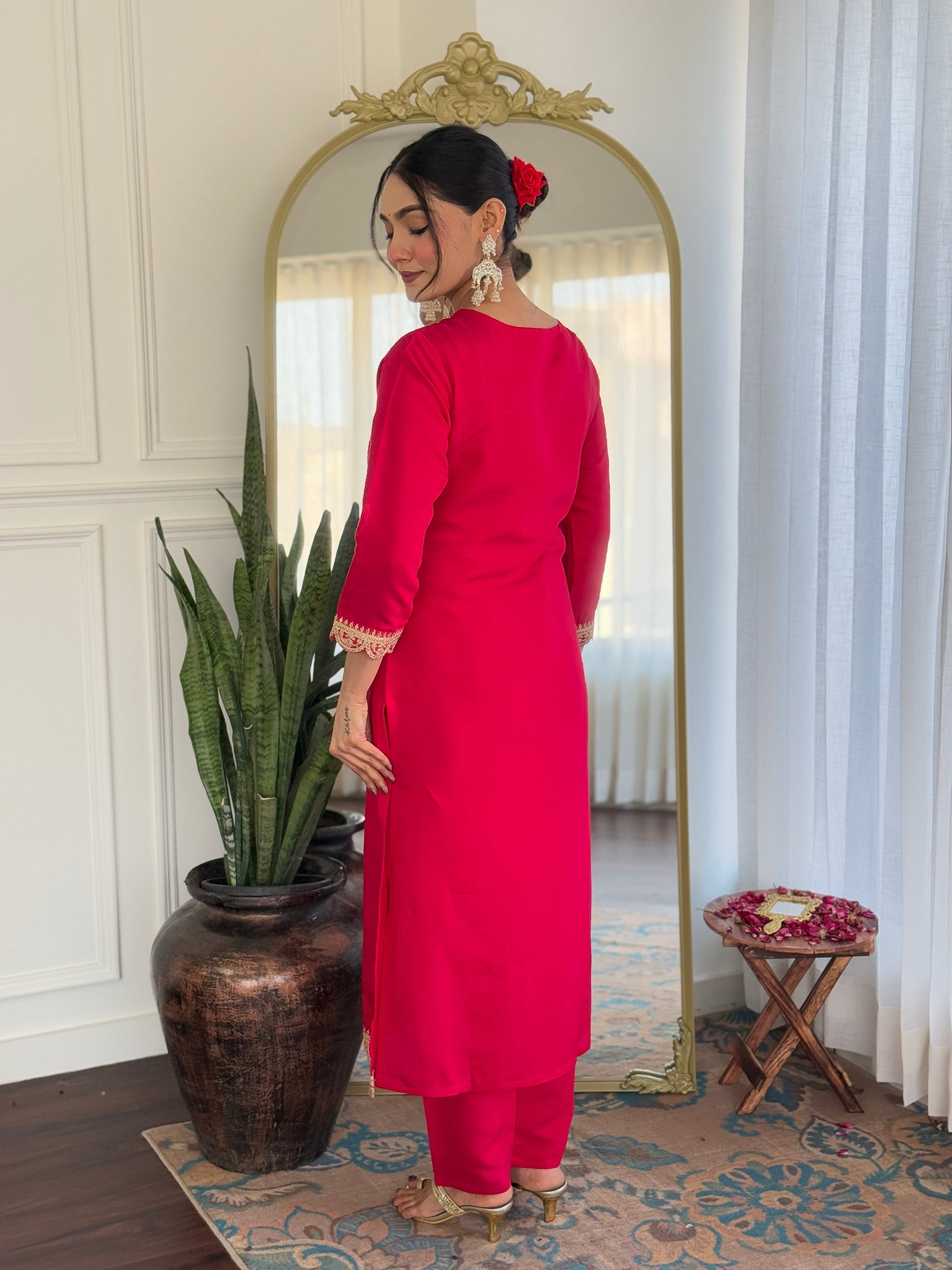 Beautiful Rani Color Viscose Rayon Fabric Kurtis Pant Set