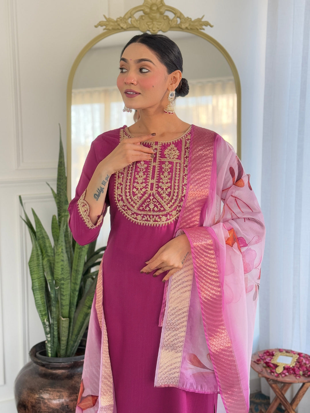 Beautiful Wine Color Viscose Rayon Fabric Kurtis Pant Set