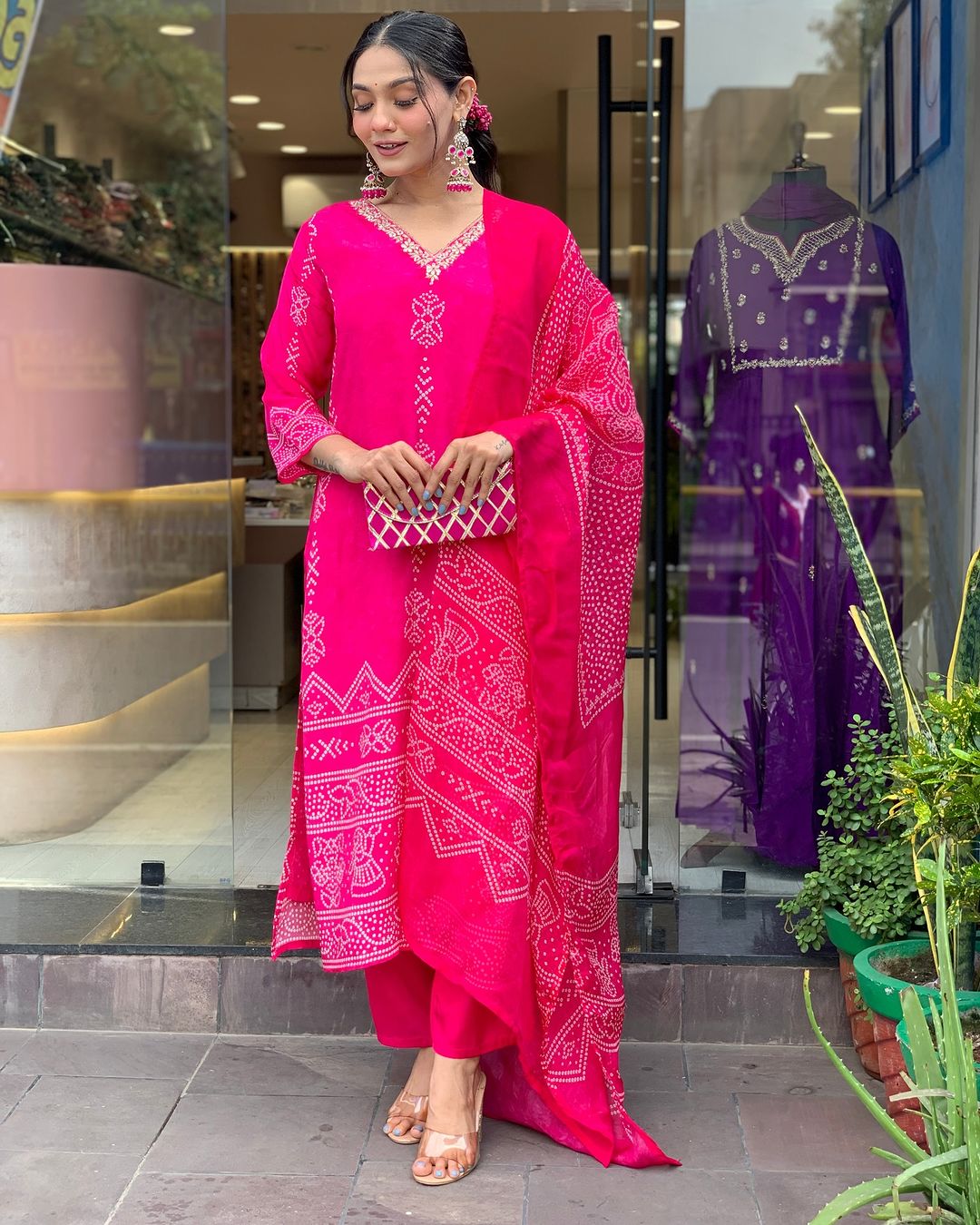 Beautiful Pink French Crepe Fabric Kurtis Pant Set