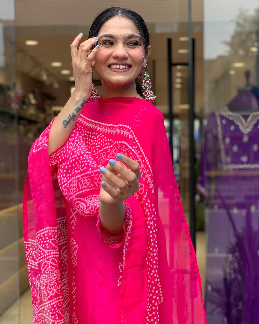 Beautiful Pink French Crepe Fabric Kurtis Pant Set