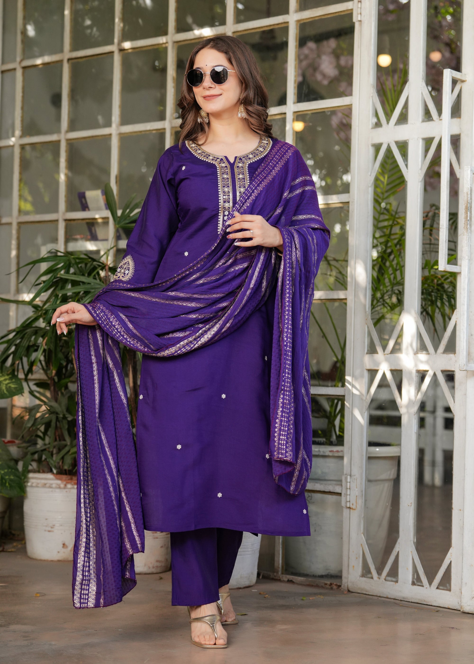 Beautiful Blue Viscose Chanderi Fabric Kurtis Pant Set