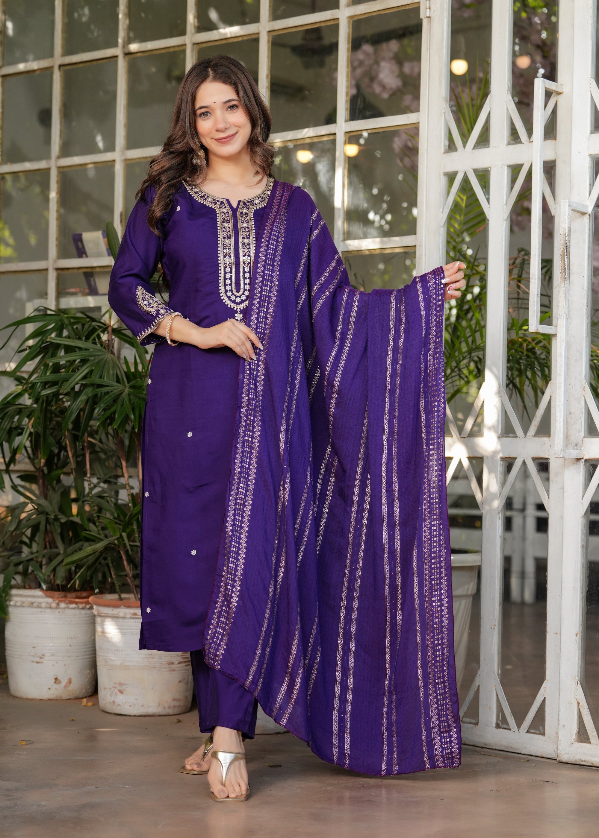 Beautiful Blue Viscose Chanderi Fabric Kurtis Pant Set