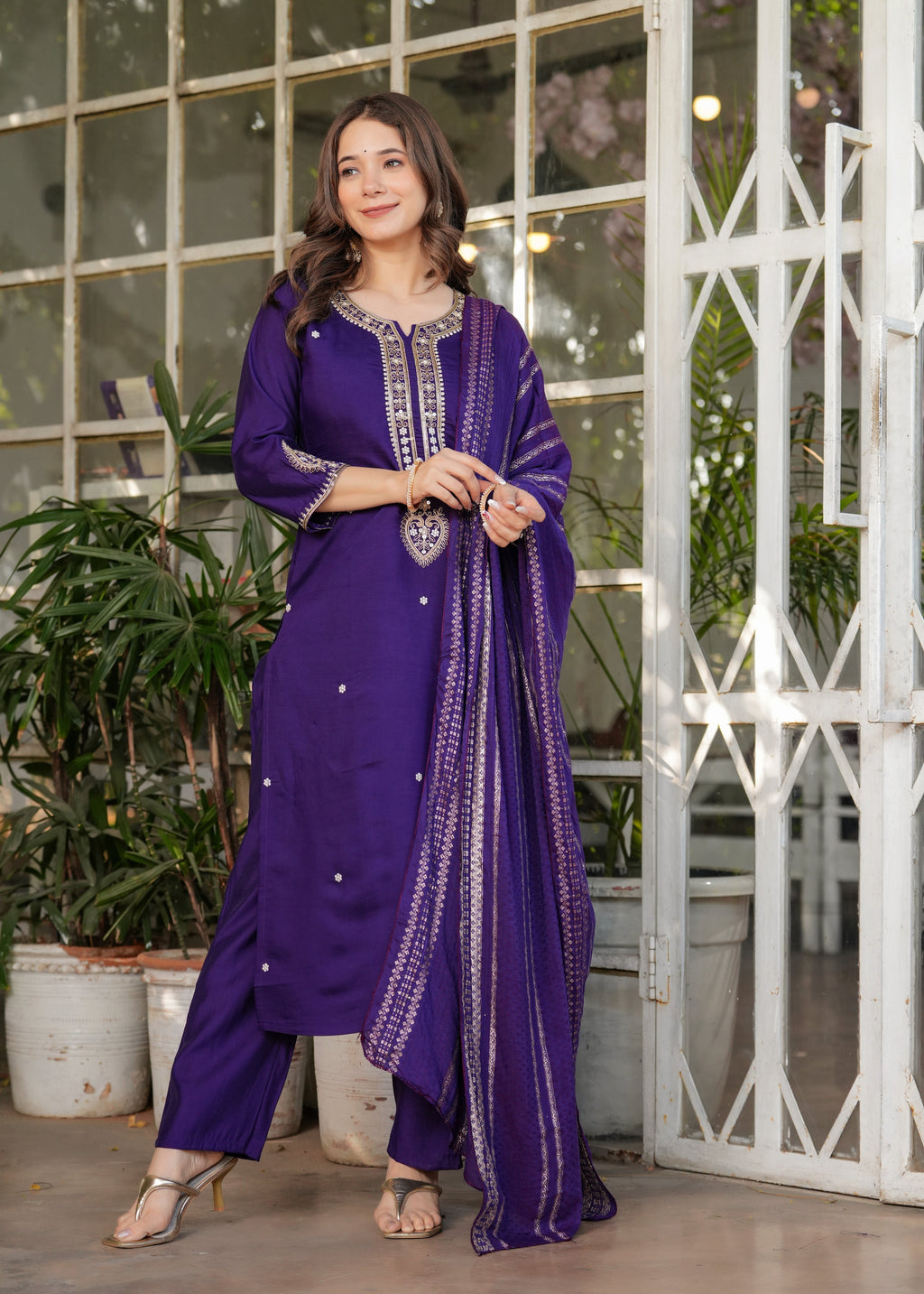 Beautiful Blue Viscose Chanderi Fabric Kurtis Pant Set