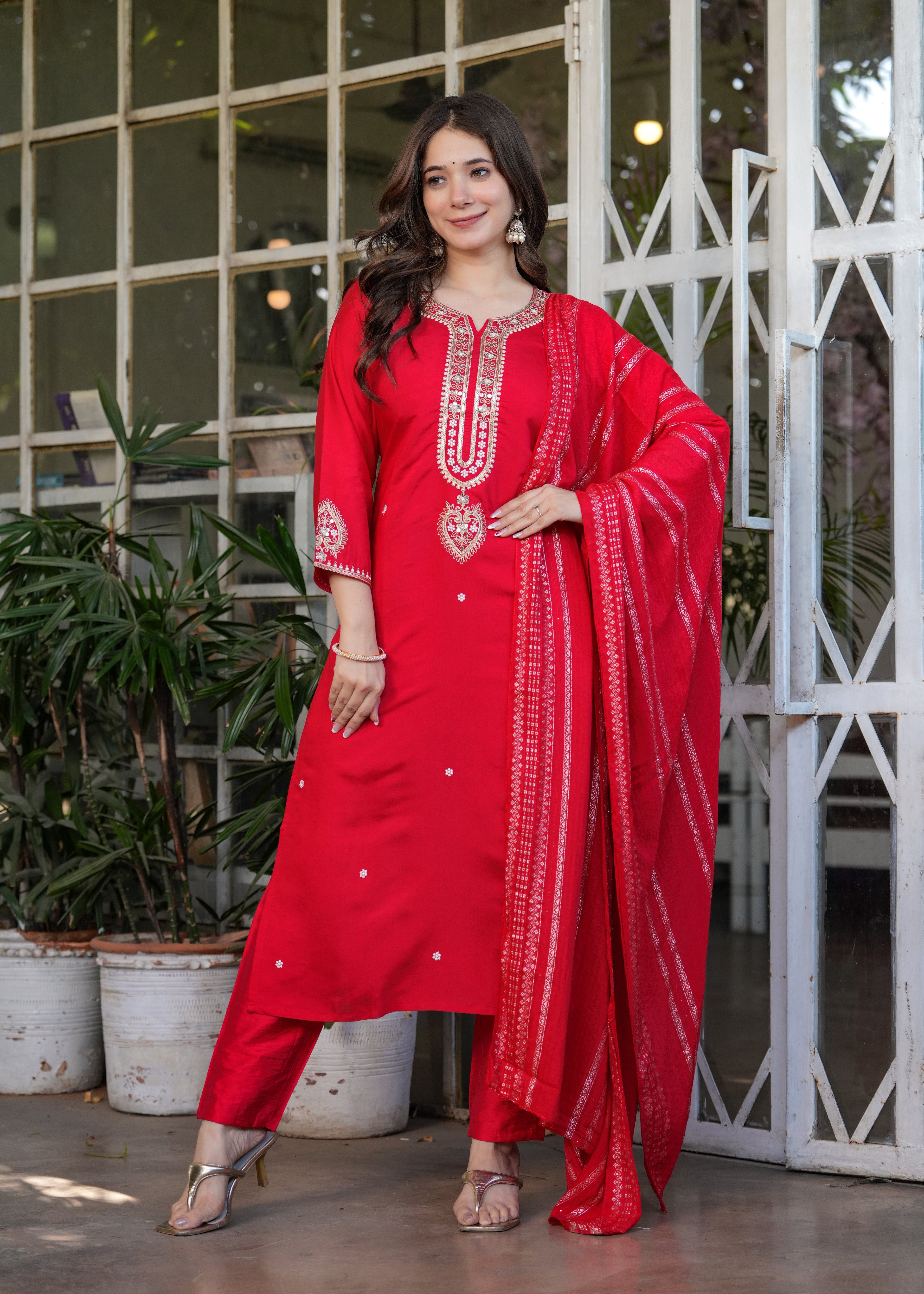 Beautiful Red Viscose Chanderi Fabric Kurtis Pant Set