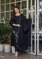 Beautiful Black Viscose Rayon Fabric Kurtis Pant Set