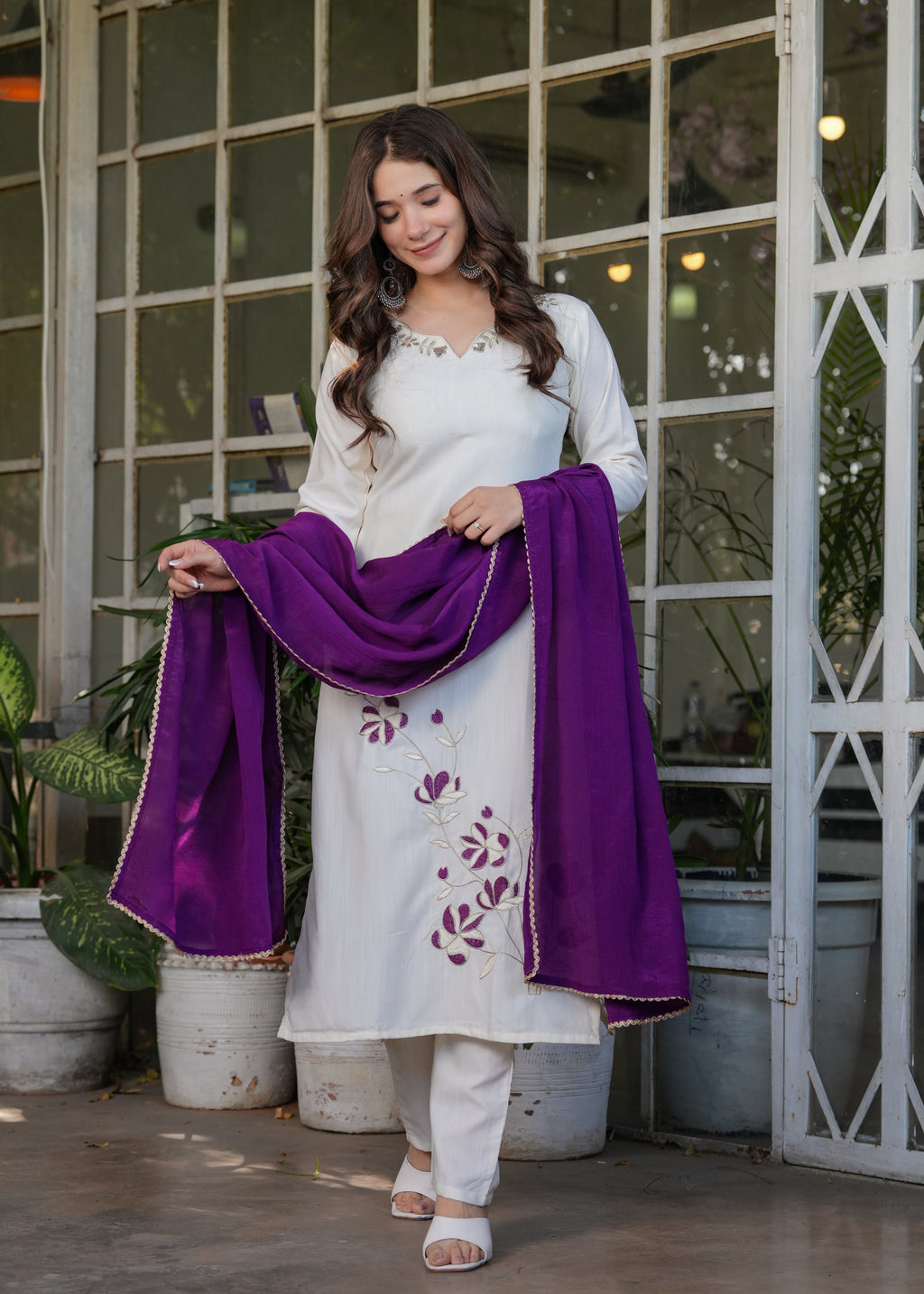 Beautiful Off White Viscose Rayon Fabric Kurtis Pant Set