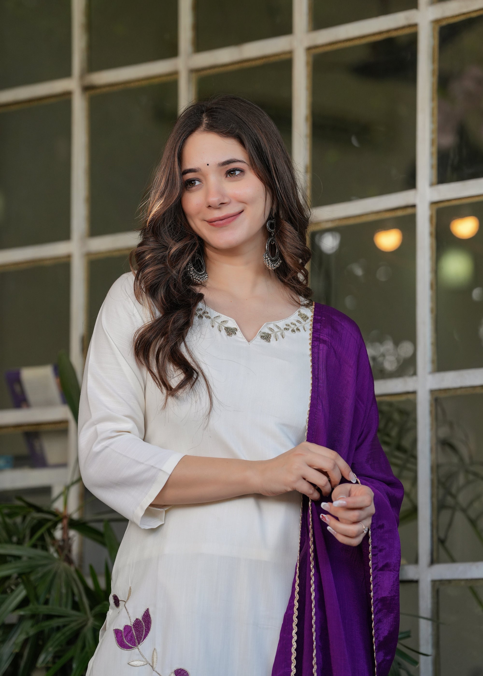 Beautiful Off White Viscose Rayon Fabric Kurtis Pant Set