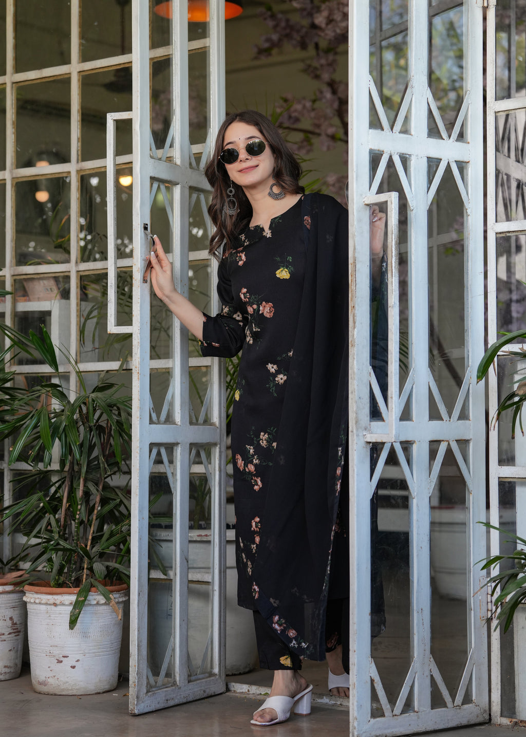 Beautiful Black Silk Bleand Fabric Kurtis Pant Set