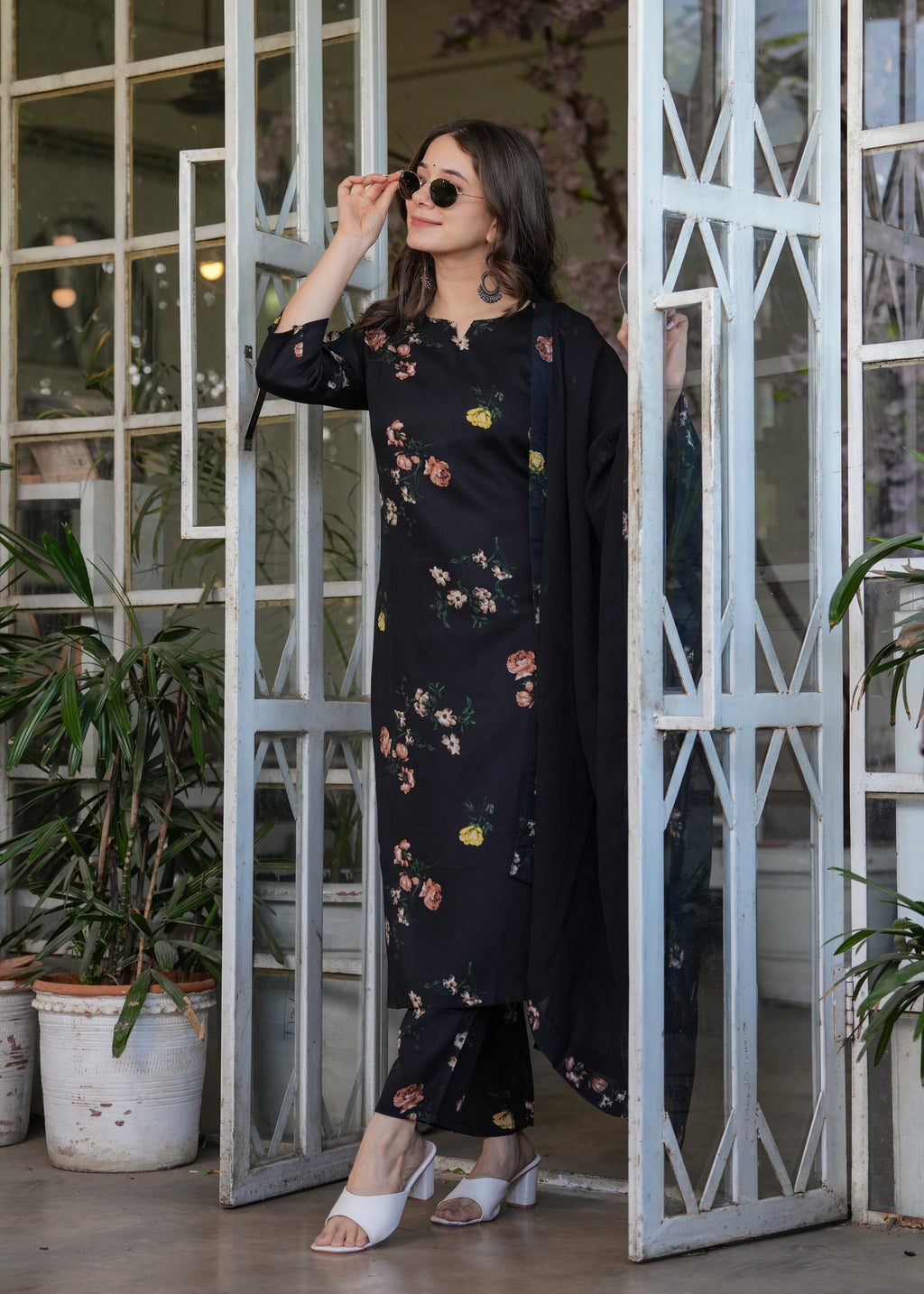 Beautiful Black Silk Bleand Fabric Kurtis Pant Set