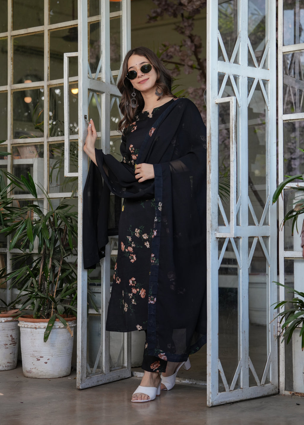 Beautiful Black Silk Bleand Fabric Kurtis Pant Set