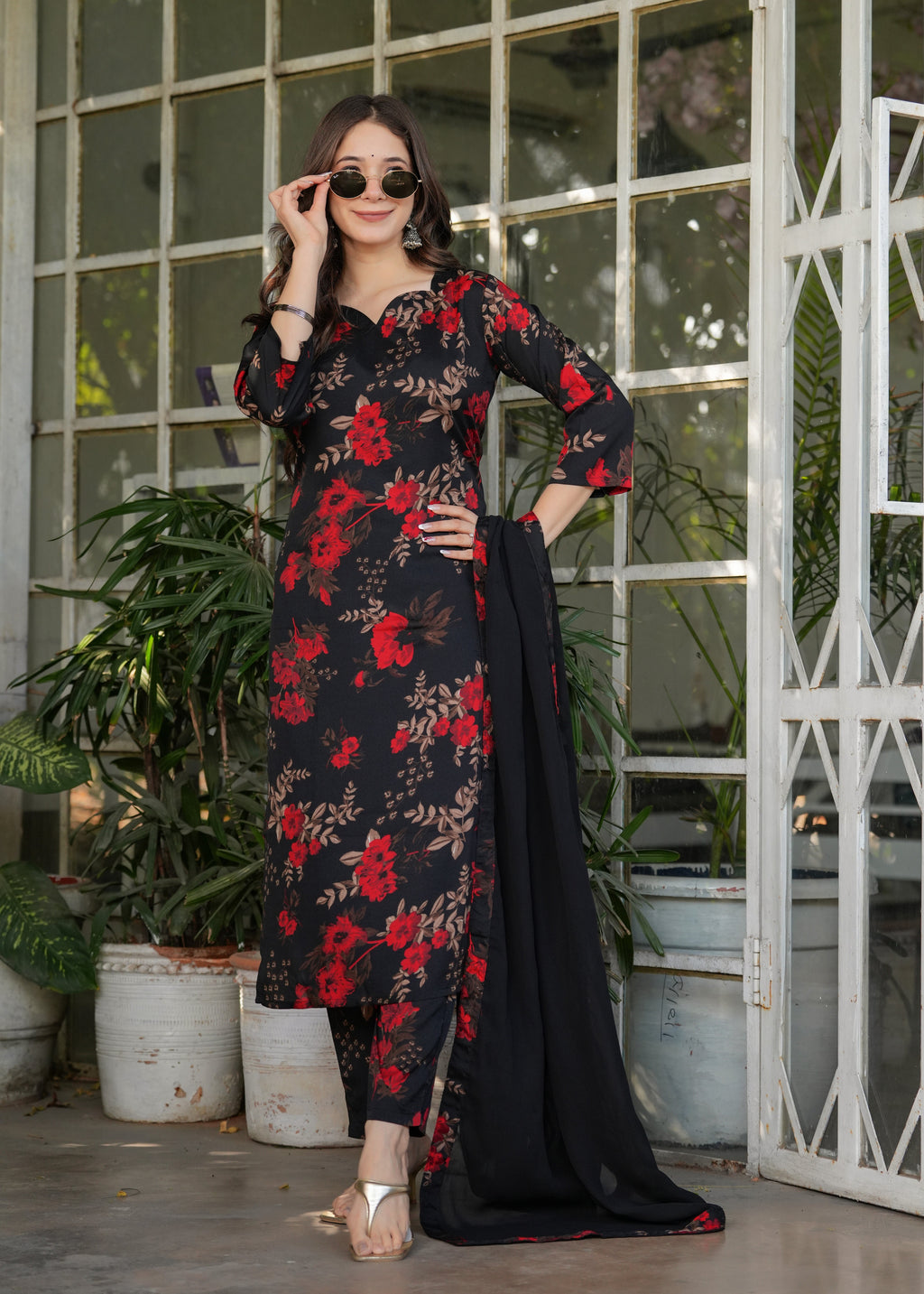 Beautiful Black Silk Bleand Fabric Kurtis Pant Set