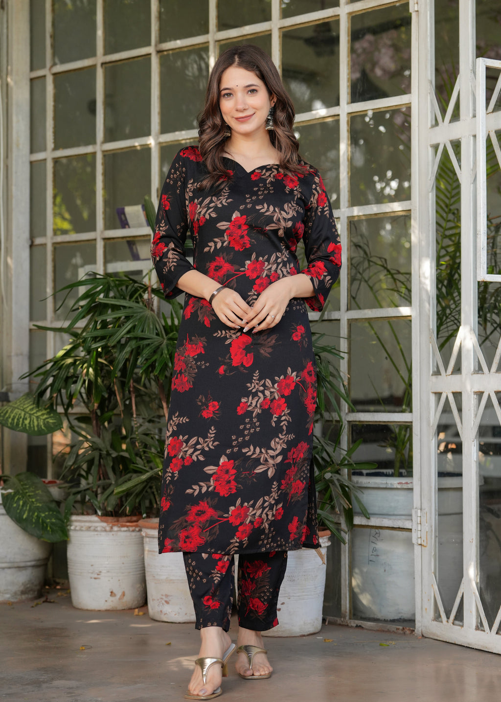 Beautiful Black Silk Bleand Fabric Kurtis Pant Set