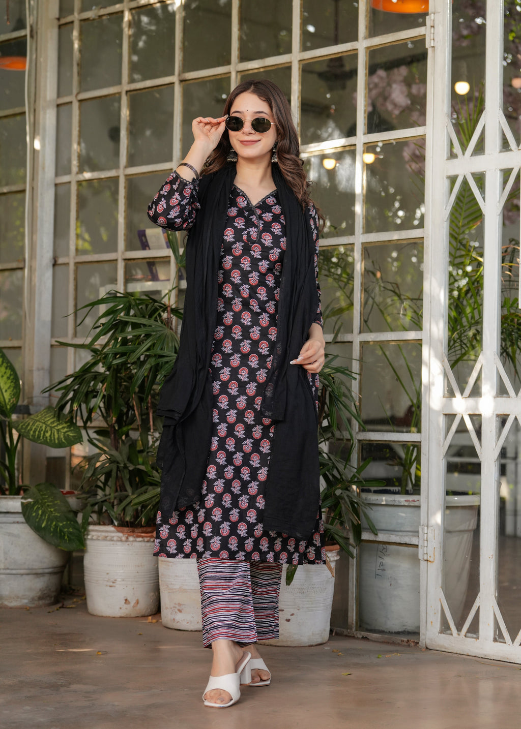 Beautiful Black Pure Cotton Fabric Kurtis Pant Set