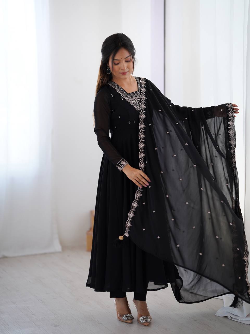 Black Pure Soft Fox Georgette Fabric Fully Flair Anarkali Salwar Suit