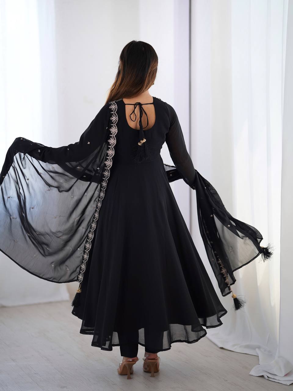 Black Pure Soft Fox Georgette Fabric Fully Flair Anarkali Salwar Suit