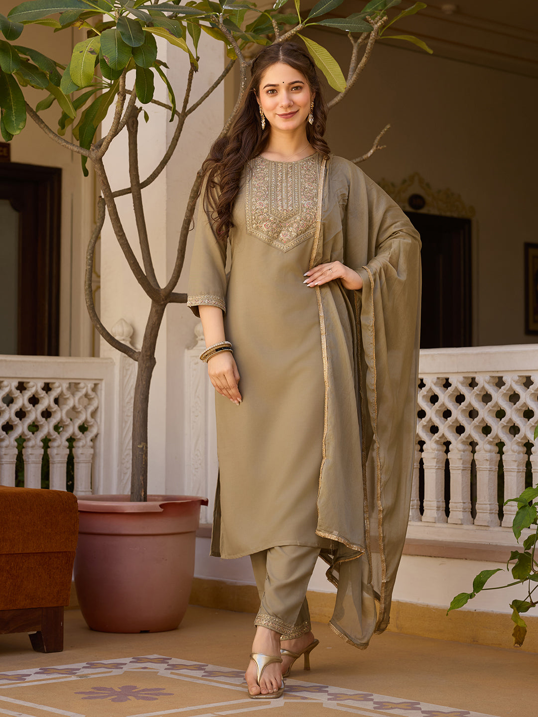 Beautiful Pista Color Rayon Fabric Kurtis Pant Set