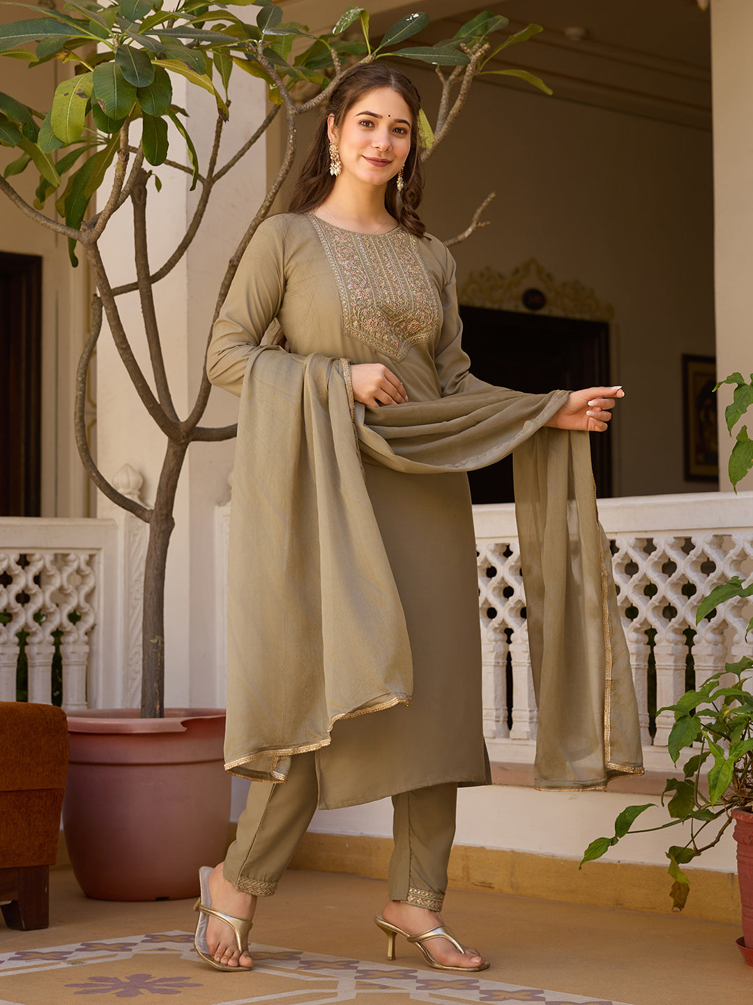Beautiful Pista Color Rayon Fabric Kurtis Pant Set