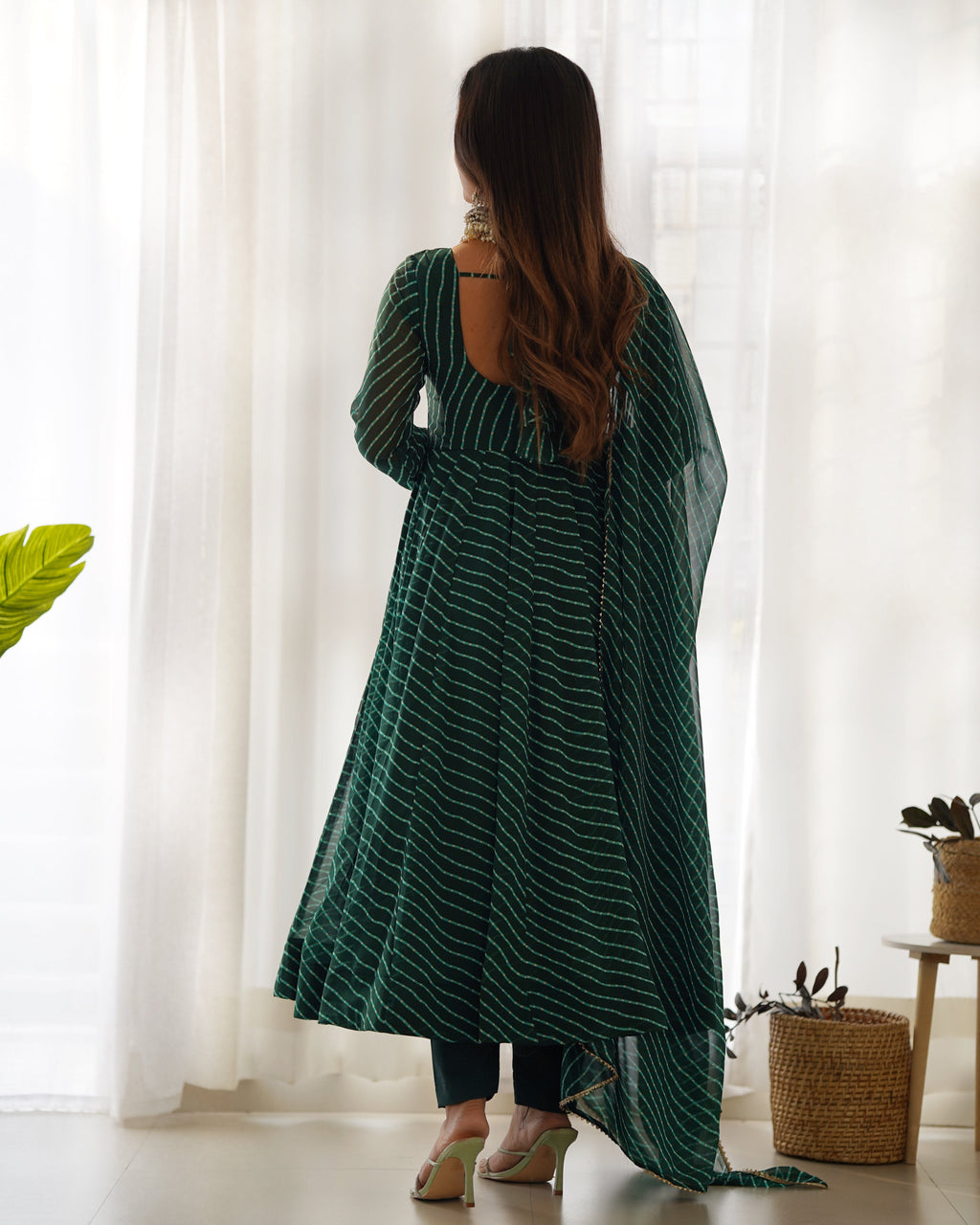 Bottle Green Pure Fox Georgette Laheriya Print Fabric Fully Flair Anarkali Duppta With Pent