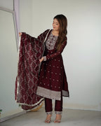MAROON BEAUTIFUL PURE BLOOMING RANGOLI SILK FABRIC STRAIGHT FIT KURTA WITH DUPPTA SET (Copy)