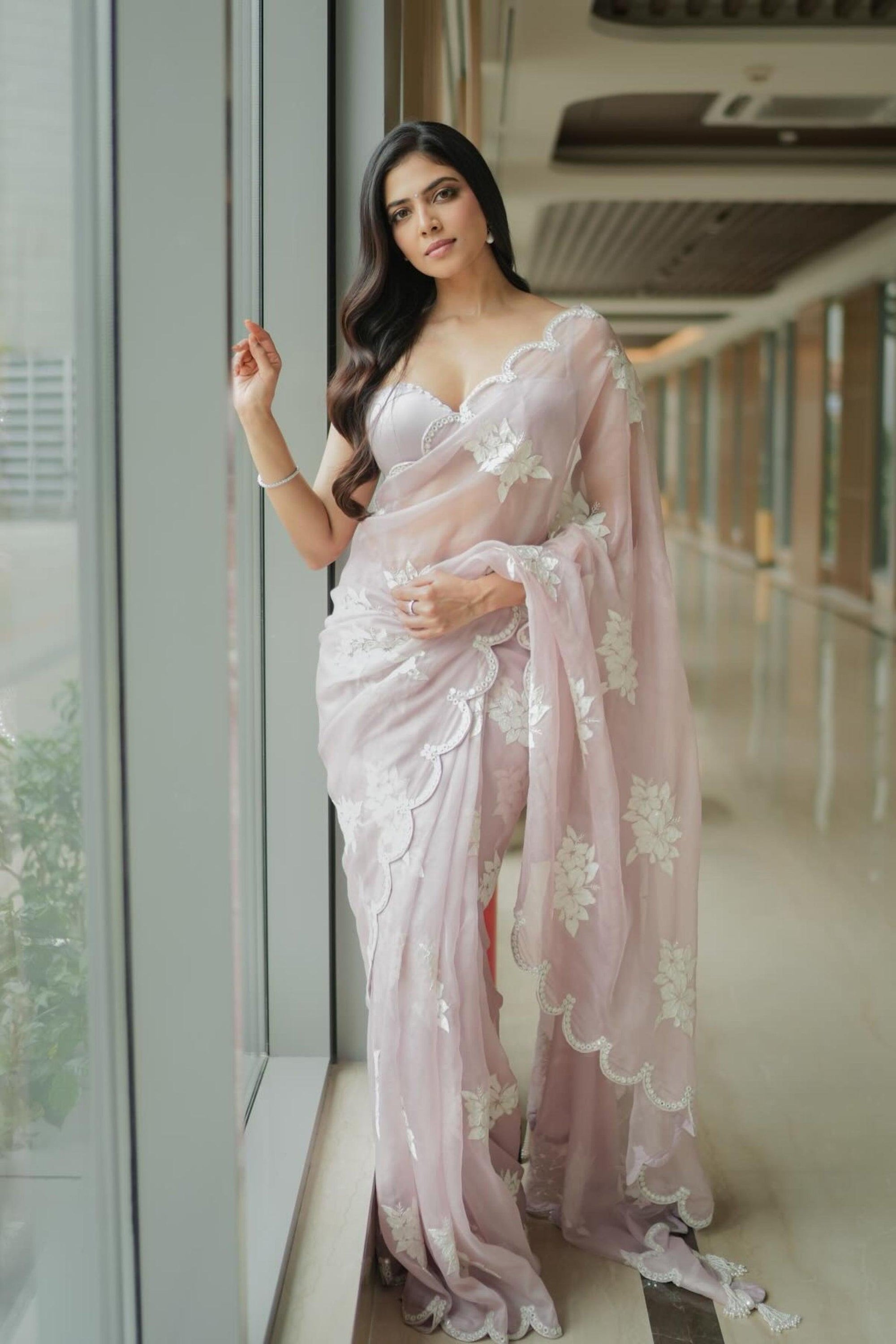 Fabulous Zimmy Chhu With Multi Thread  And Cut Work Border