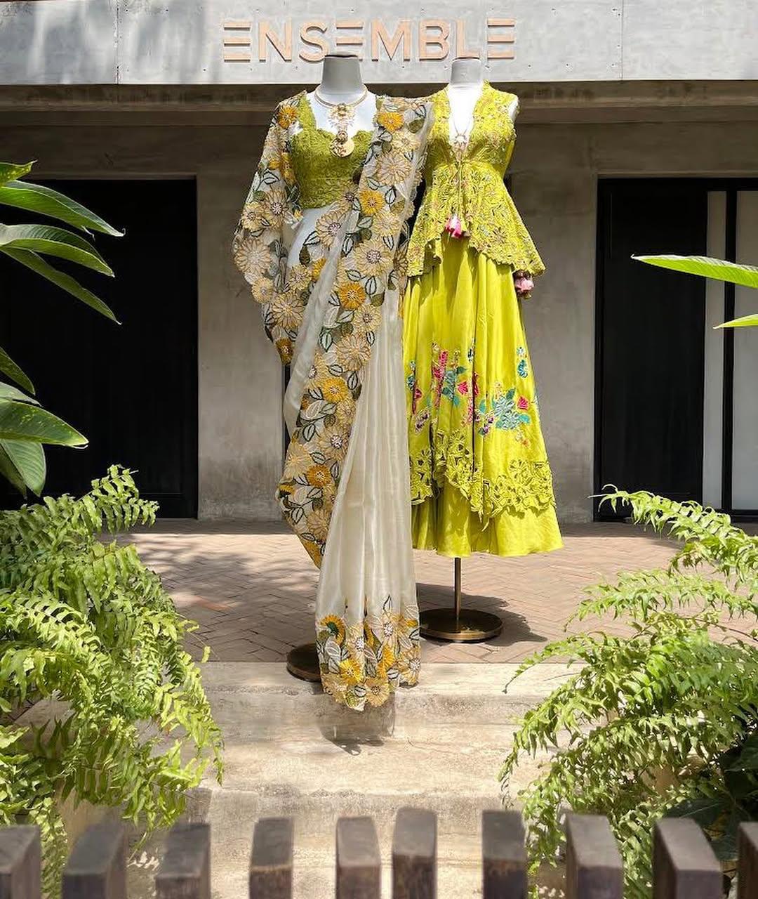 Khadi Organza With Beautiful Flowers Design In Multi Embroidery C Pallu Cut Work