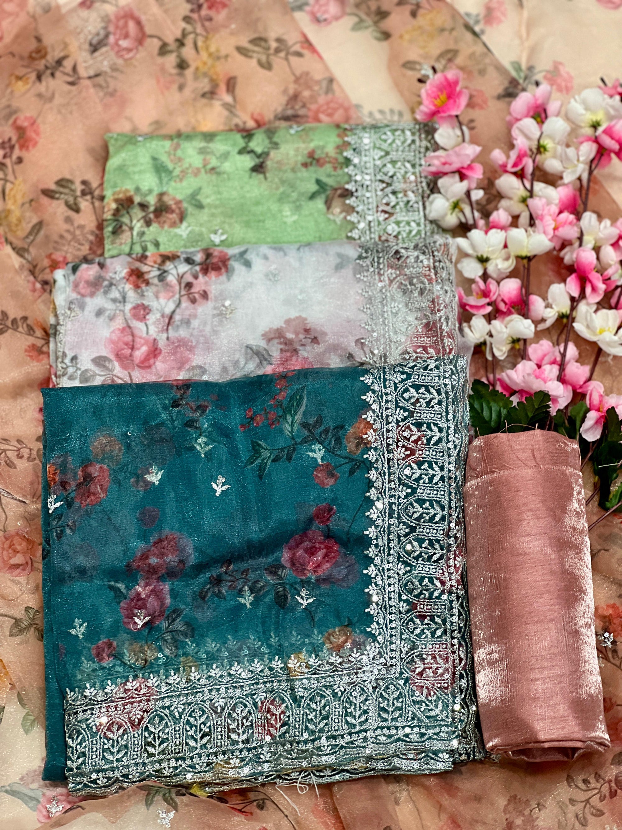 Tissue Organza With Beautiful Flowers Digital Print And Embroidery Zari