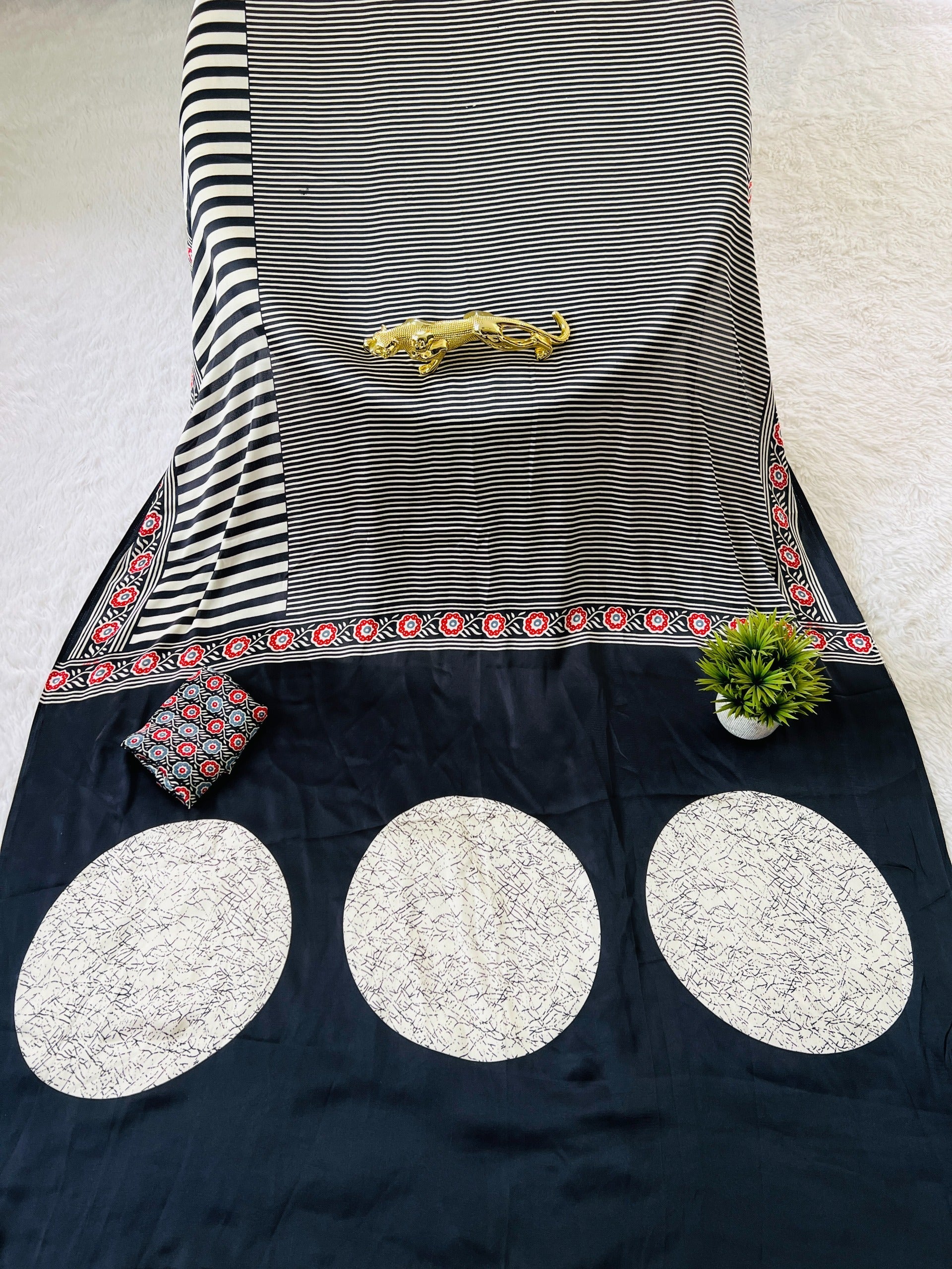 Ajrakh Printed Semi Gaji Silk Saree With Ajrakh Blouse
